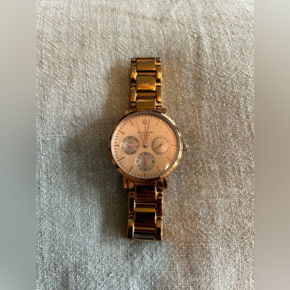 Kate Spade New York Gramercy Women’s Analog Dial Watch